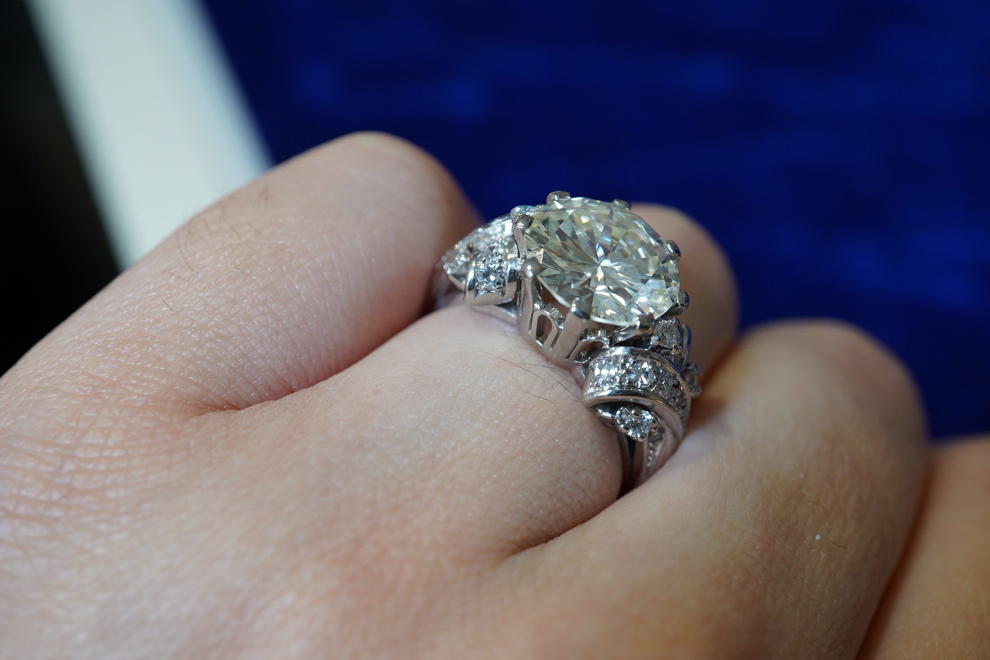 A diamond ring, mid 20th century